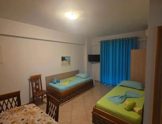 Closetothebeach4 Himare